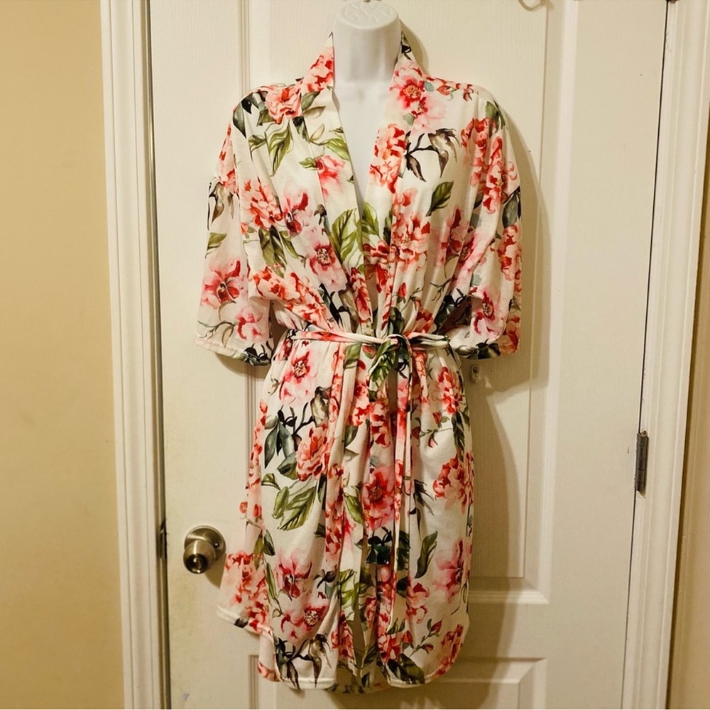 SHOW ME YOUR MUMU Floral Robe